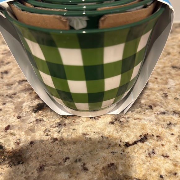 NEW Draper James Green Checkered Measuring Cups Set - Picture 2 of 3